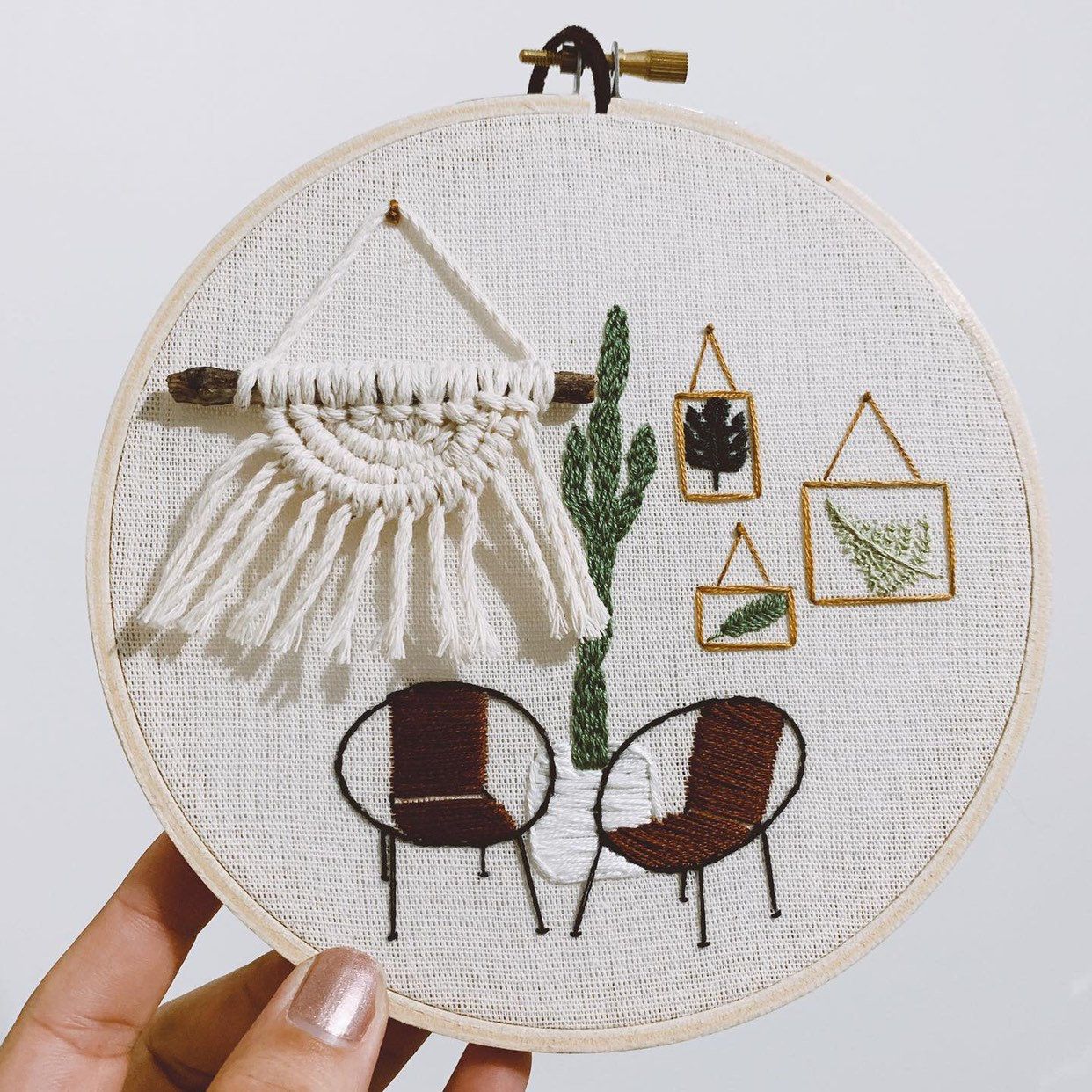 Home décor with needlework