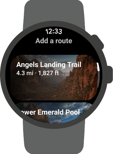 Aplikacja AllTrails na Wear OS z widoczną opcją dodania trasy lub wybrania już istniejącej. Na obrazach przedstawiających szlak widoczne są nazwy tras oraz odległości w milach i stopach.