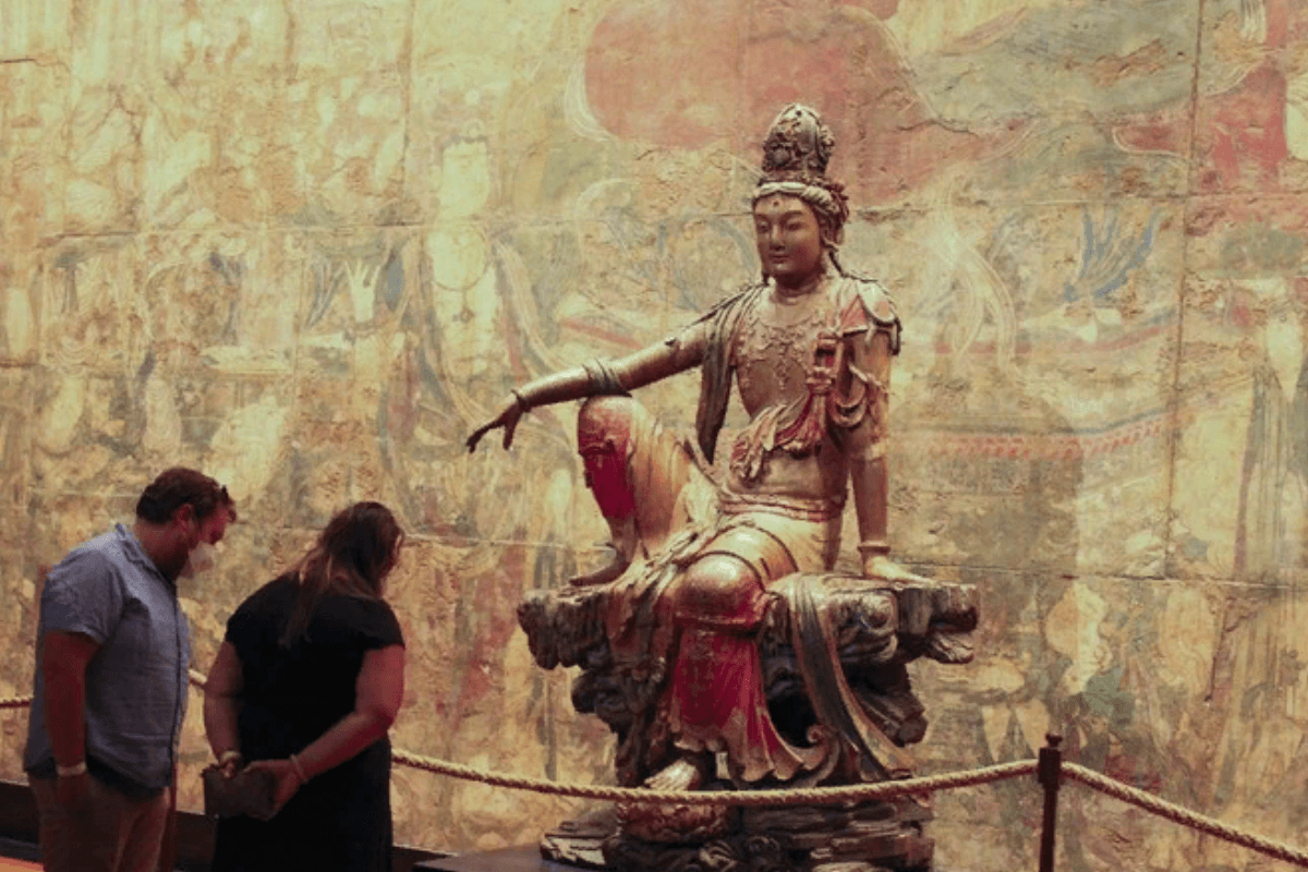 Китайская статуя Гуаньинь стала самым популярным экспонатом в коллекции