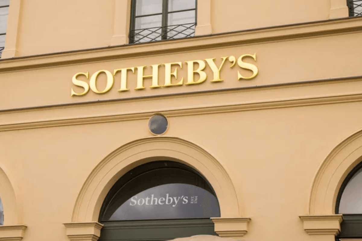 Sotheby's удвоил количество предметов роскоши
