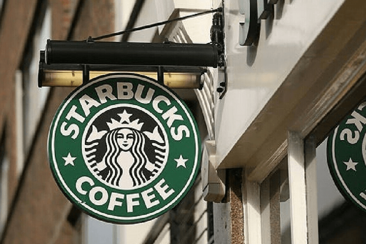В Великобритании Starbucks изучает возможность продажи своего бизнеса