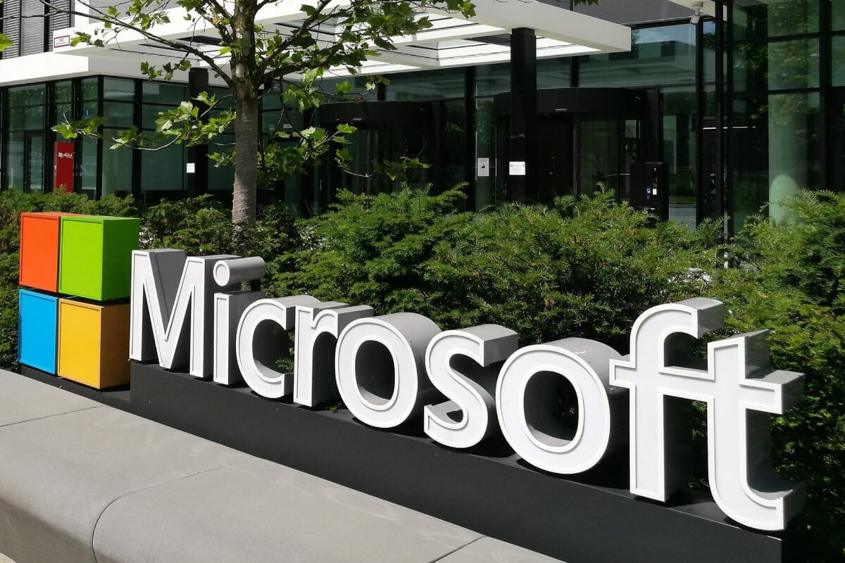 Microsoft вновь разрешает продавать приложения с открытым исходным кодом