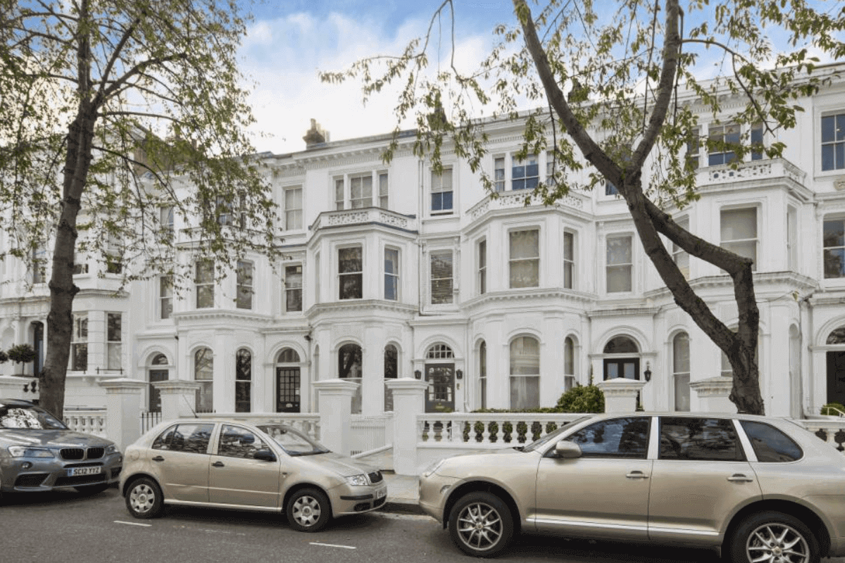 Самые дорогие и необычные особняки миллиардеров: Дом из 55 комнат (Kensington Palace Gardens)