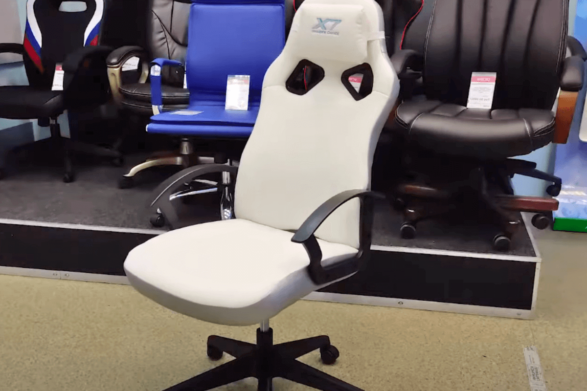 Лучшие кресла для геймеров: A4Tech X7 GG-1000W — максимальная нагрузка до 180 кг