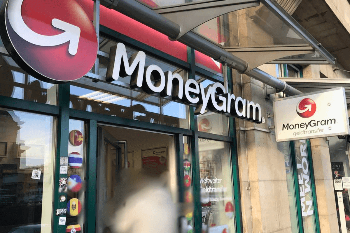 Денежные переводы из России в другую страну: MoneyGram
